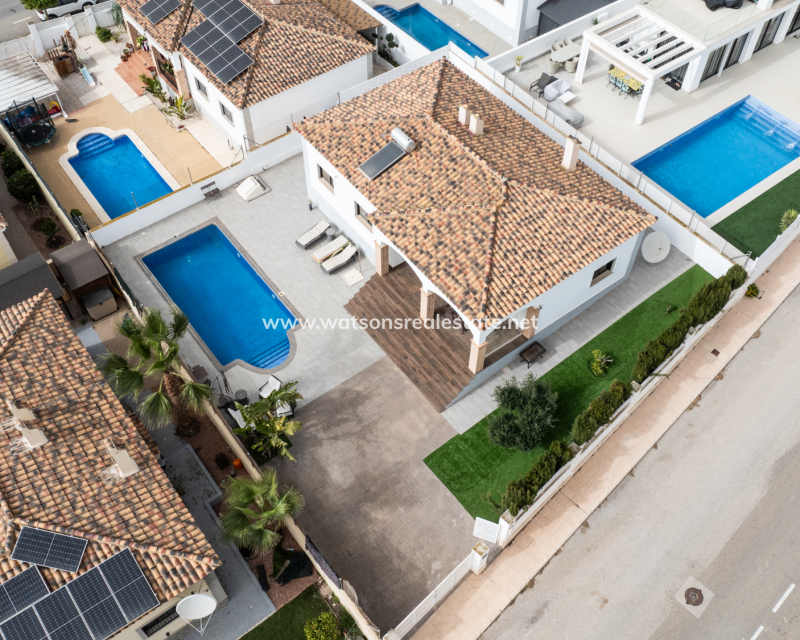 Revente - Maison Individuelle - Urb. La Marina