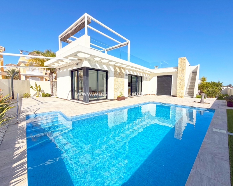 Revente - Maison Individuelle - Urb. La Marina