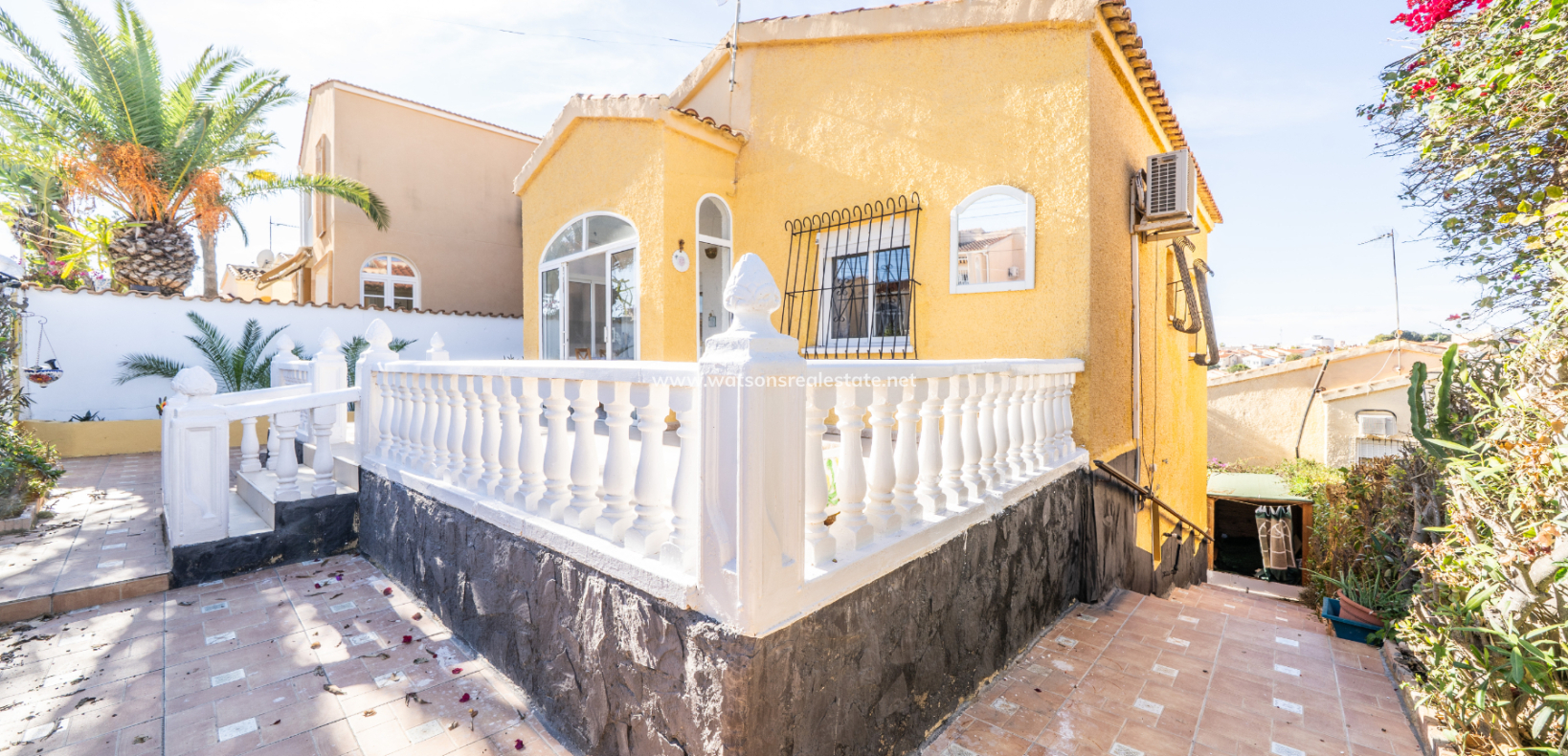 Revente - Maison Individuelle - Urb. La Marina