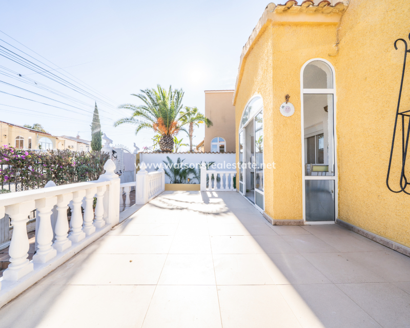 Revente - Maison Individuelle - Urb. La Marina