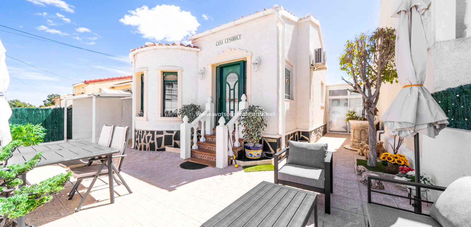 Revente - Maison Individuelle - Urb. La Marina