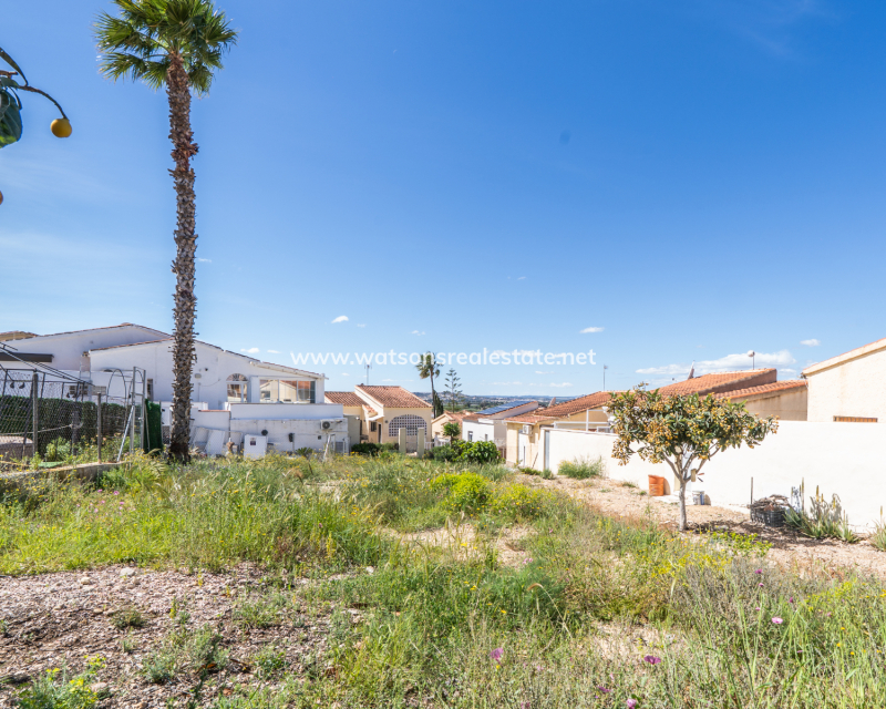 Revente - Maison Individuelle - Urb. La Marina