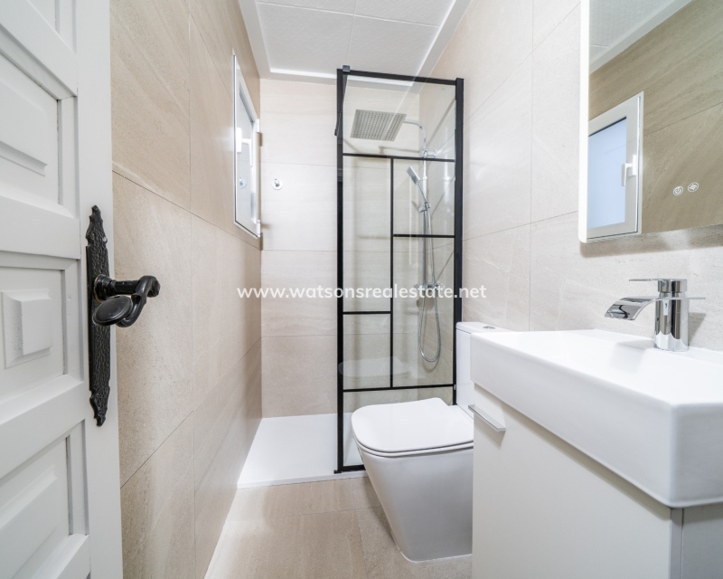 Revente - Maison Individuelle - Urb. La Marina