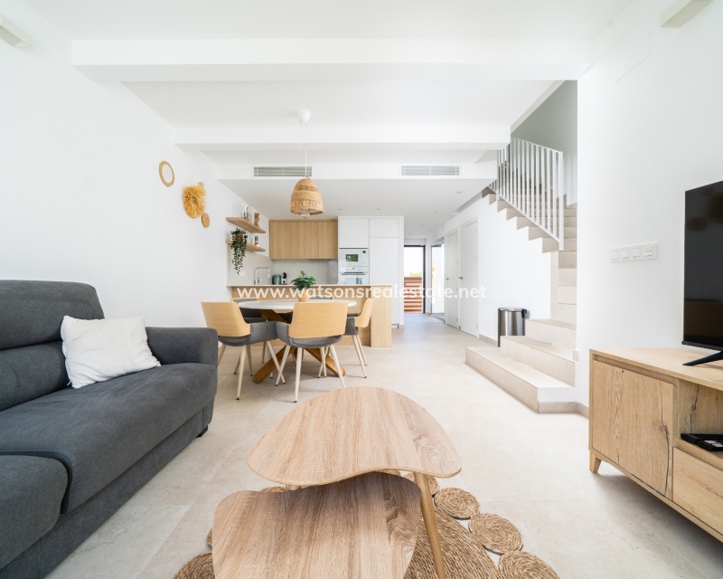 Revente - Maison Individuelle - Urb. La Marina