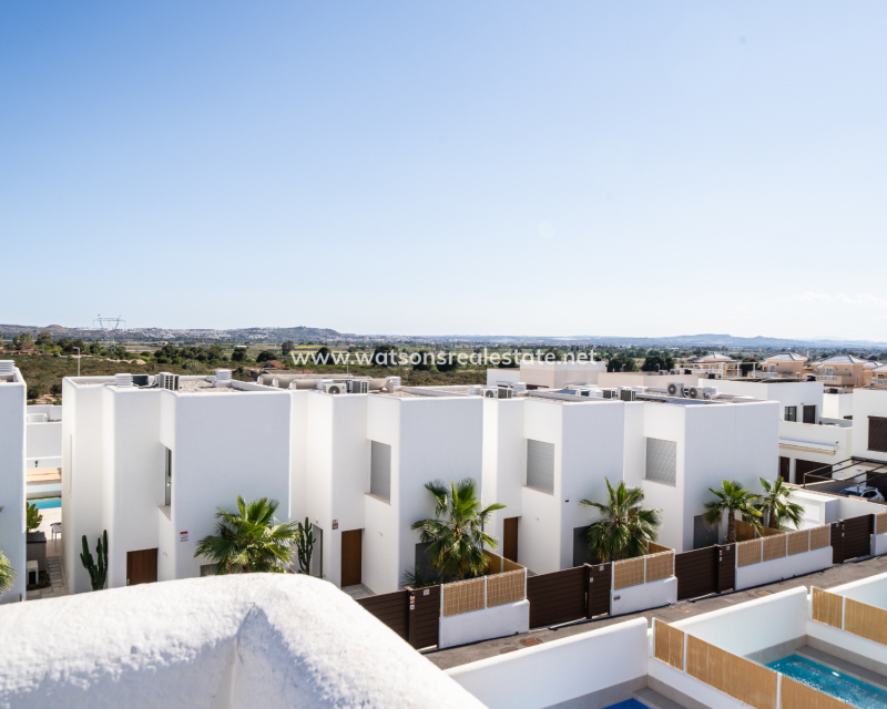 Revente - Maison Individuelle - Urb. La Marina