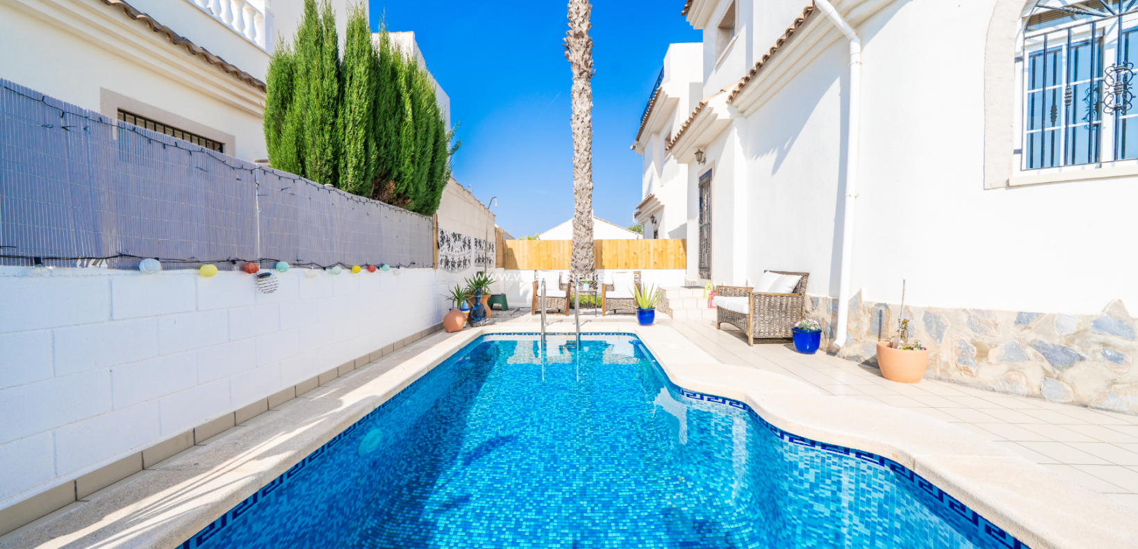 Revente - Maison Individuelle - Urb. La Marina