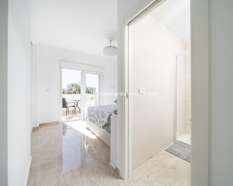 Revente - Maison Individuelle - Urb. La Marina