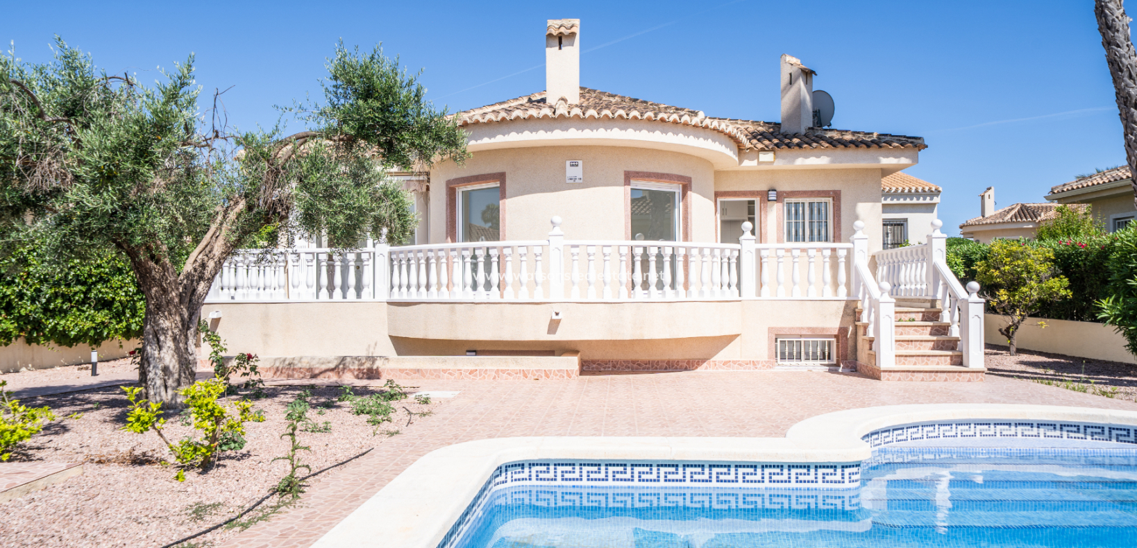 Revente - Maison Individuelle - Urb. La Marina