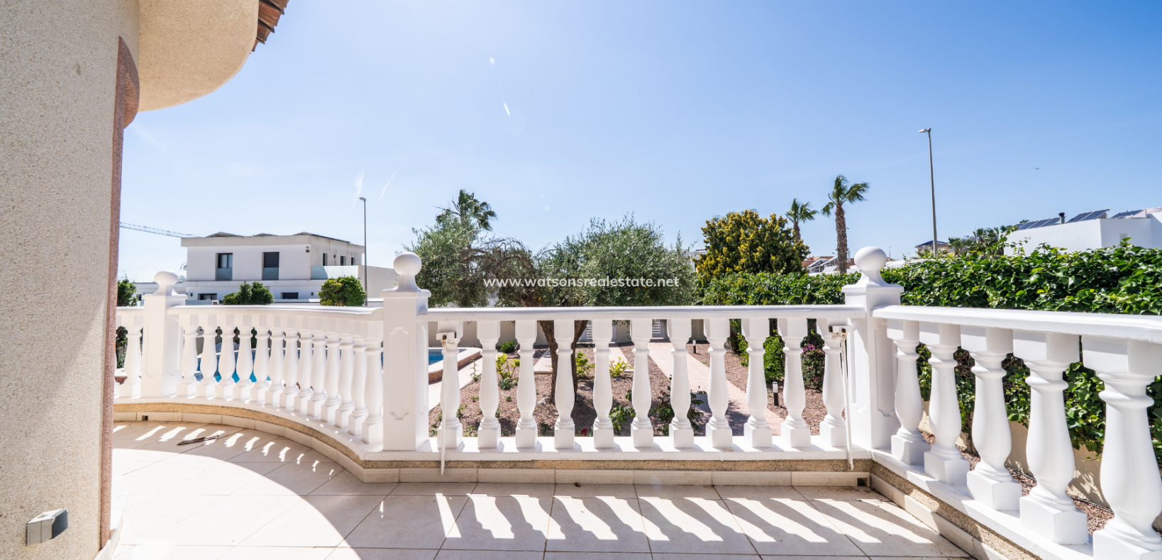 Revente - Maison Individuelle - Urb. La Marina