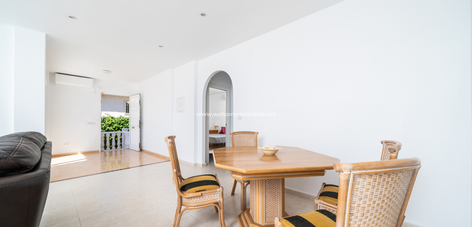 Revente - Maison Individuelle - Urb. La Marina