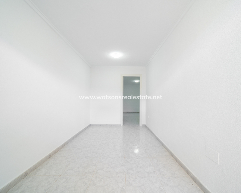 Revente - Maison Individuelle - Urb. La Marina