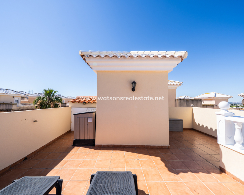 Revente - Maison Individuelle - Urb. La Marina