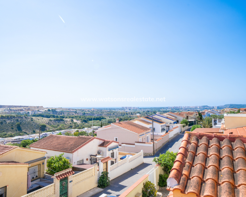 Revente - Maison Individuelle - Urb. La Marina