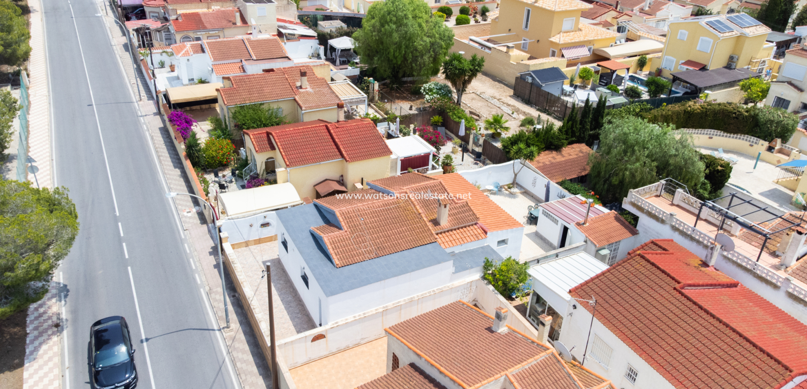 Revente - Maison Individuelle - Urb. La Marina