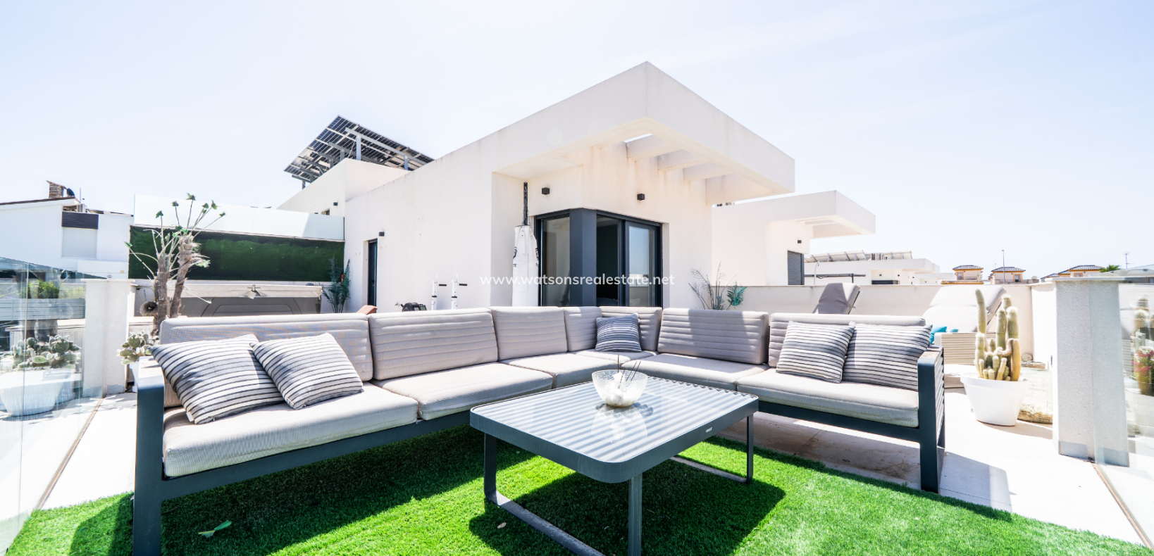 Revente - Maison Individuelle - Urb. La Marina