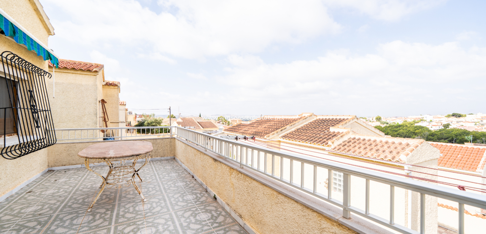 Revente - Maison Individuelle - Urb. La Marina