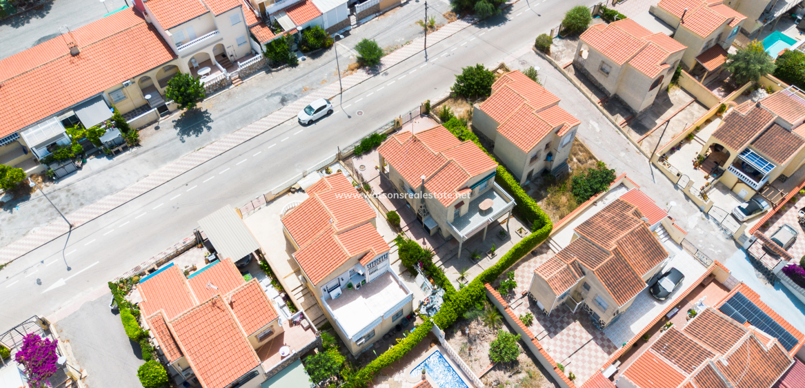 Revente - Maison Individuelle - Urb. La Marina