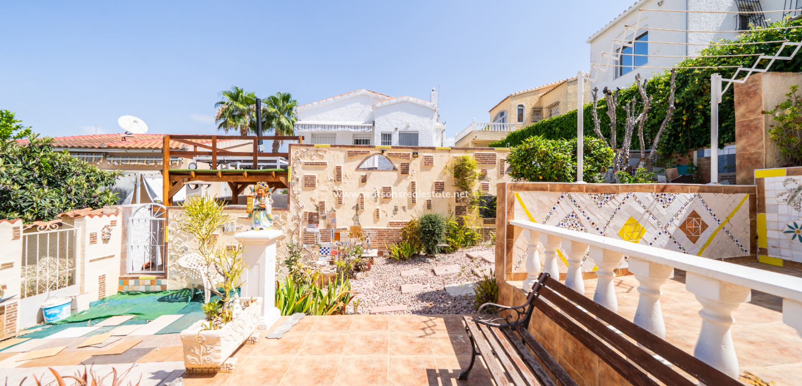 Revente - Maison Individuelle - Urb. La Marina