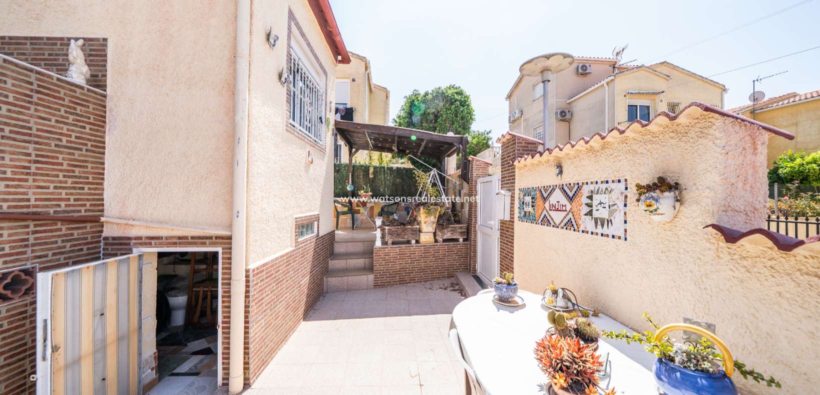 Revente - Maison Individuelle - Urb. La Marina