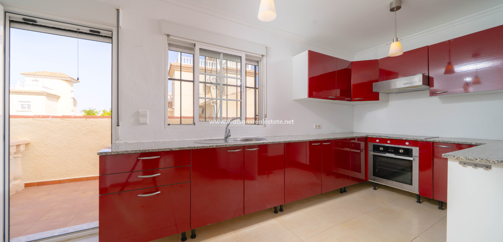 Revente - Maison Individuelle - Urb. La Marina
