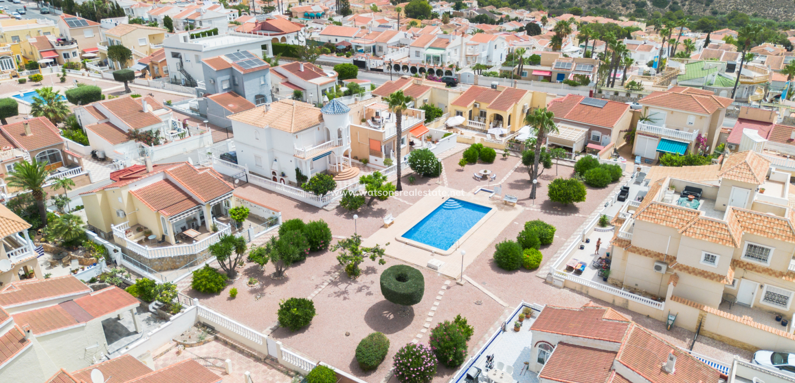 Revente - Maison Individuelle - Urb. La Marina