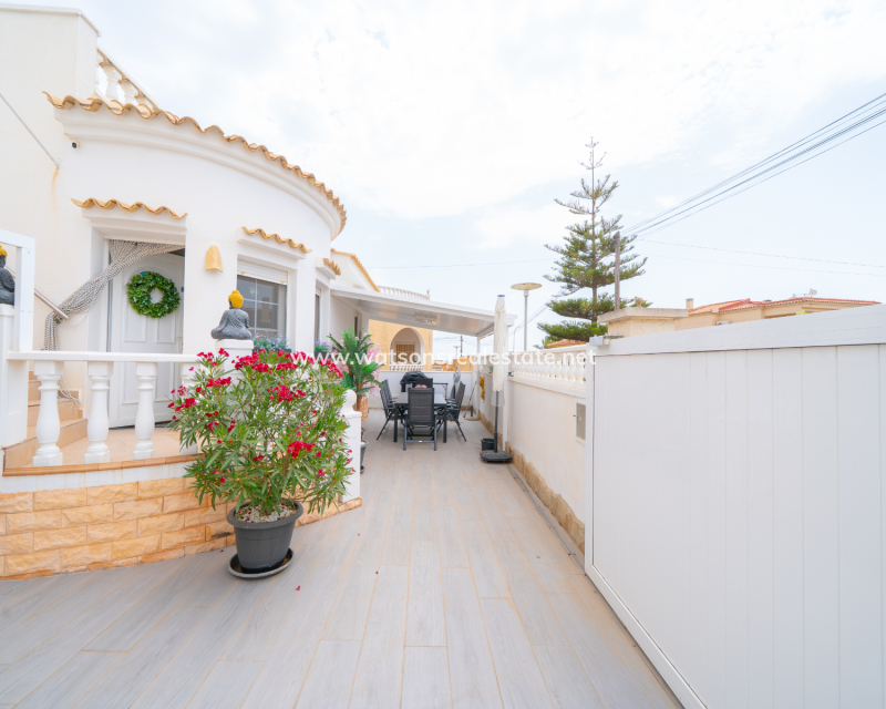 Revente - Maison Individuelle - Urb. La Marina