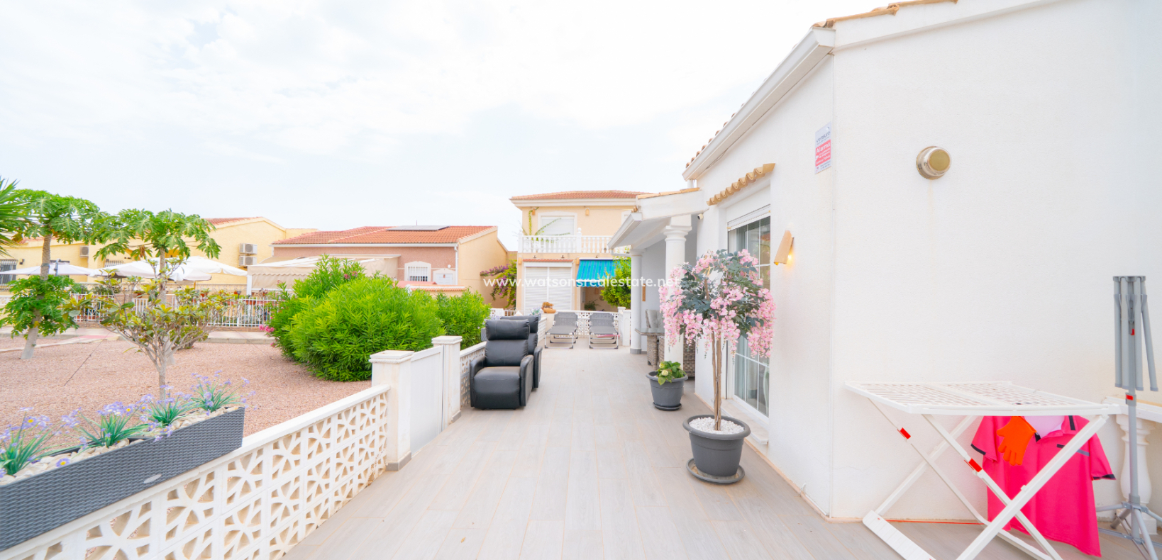 Revente - Maison Individuelle - Urb. La Marina