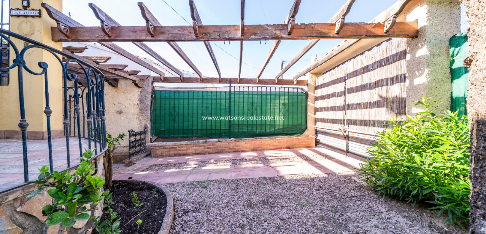 Revente - Maison Individuelle - Urb. La Marina