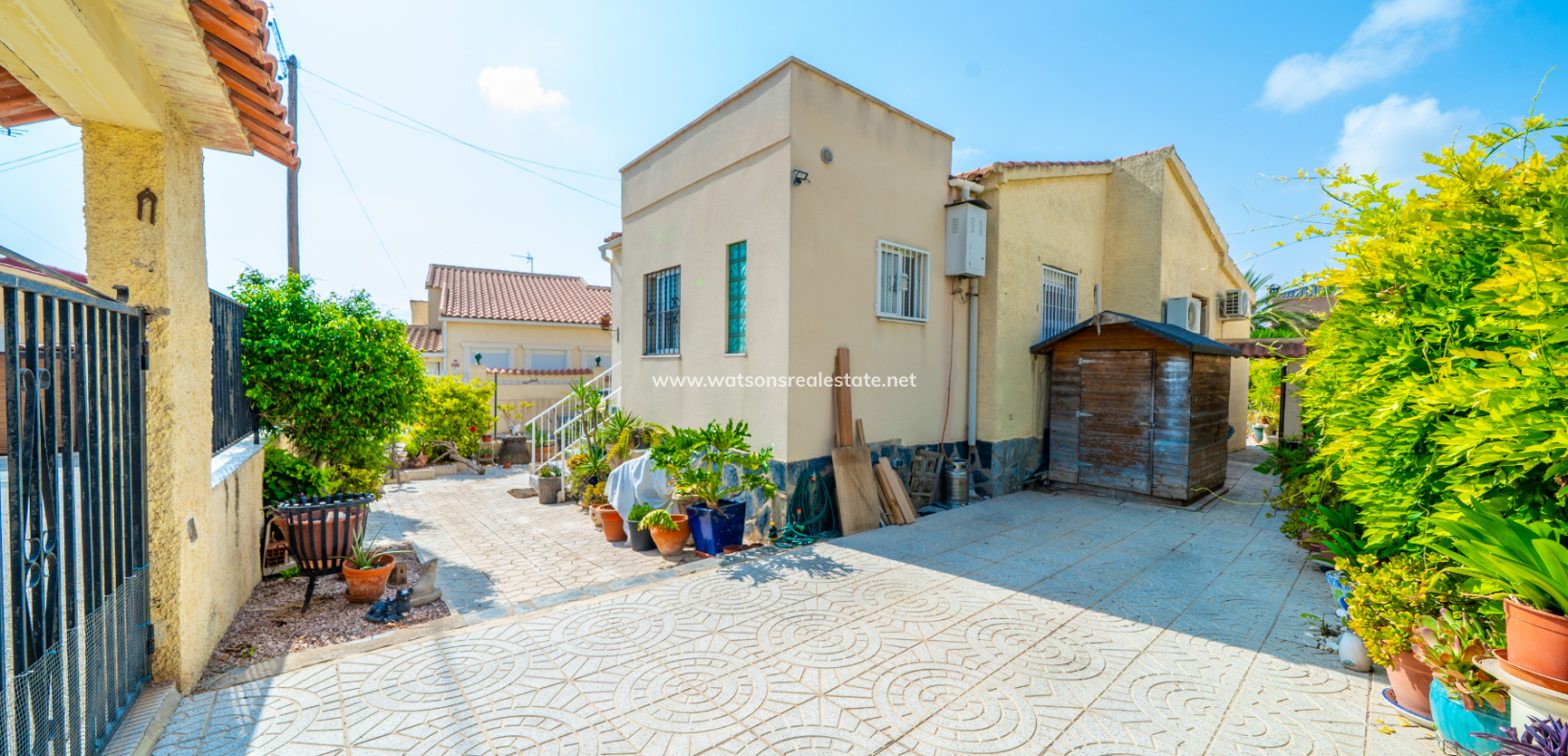 Revente - Maison Individuelle - Urb. La Marina