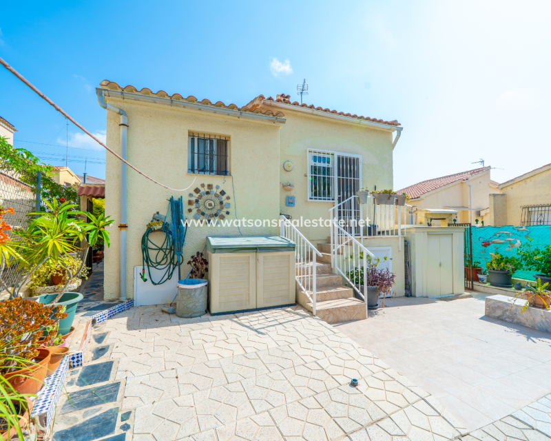 Revente - Maison Individuelle - Urb. La Marina