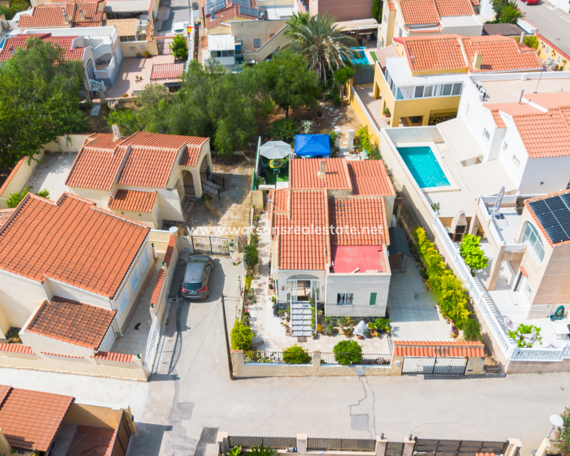 Revente - Maison Individuelle - Urb. La Marina
