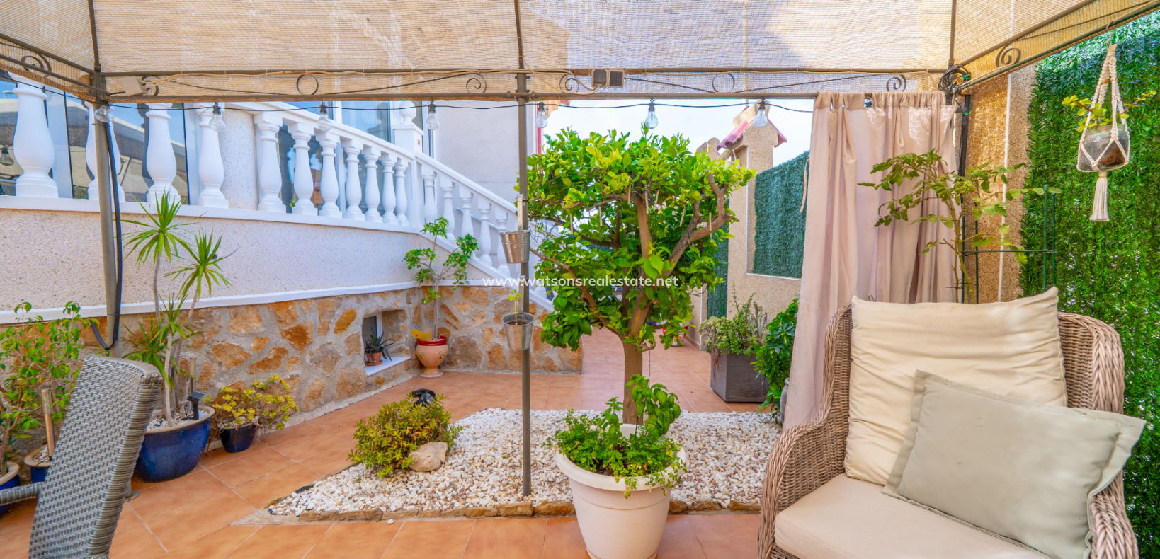 Revente - Maison Individuelle - Urb. La Marina
