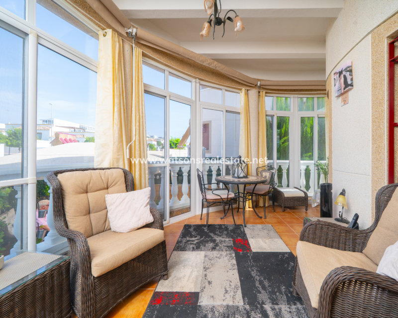 Revente - Maison Individuelle - Urb. La Marina