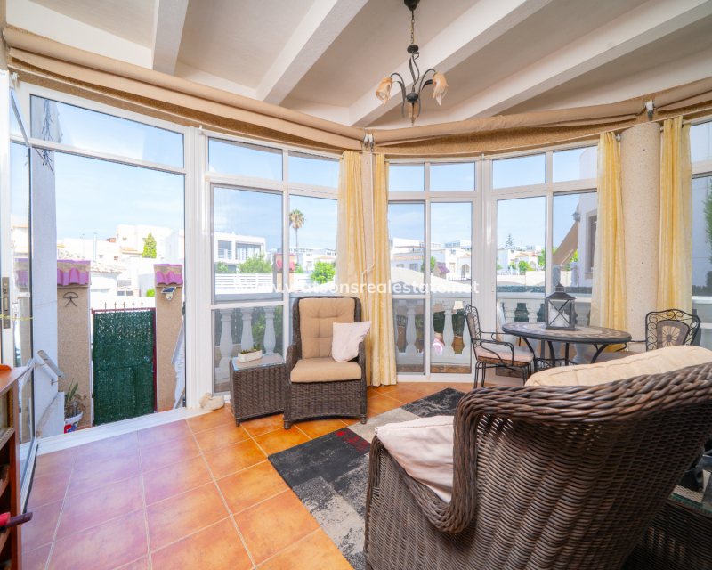 Revente - Maison Individuelle - Urb. La Marina