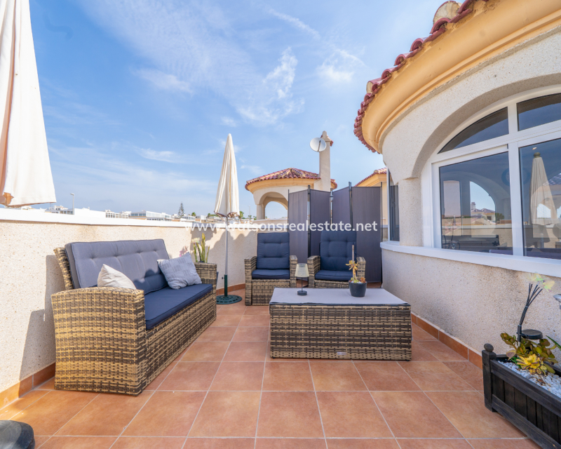 Revente - Maison Individuelle - Urb. La Marina