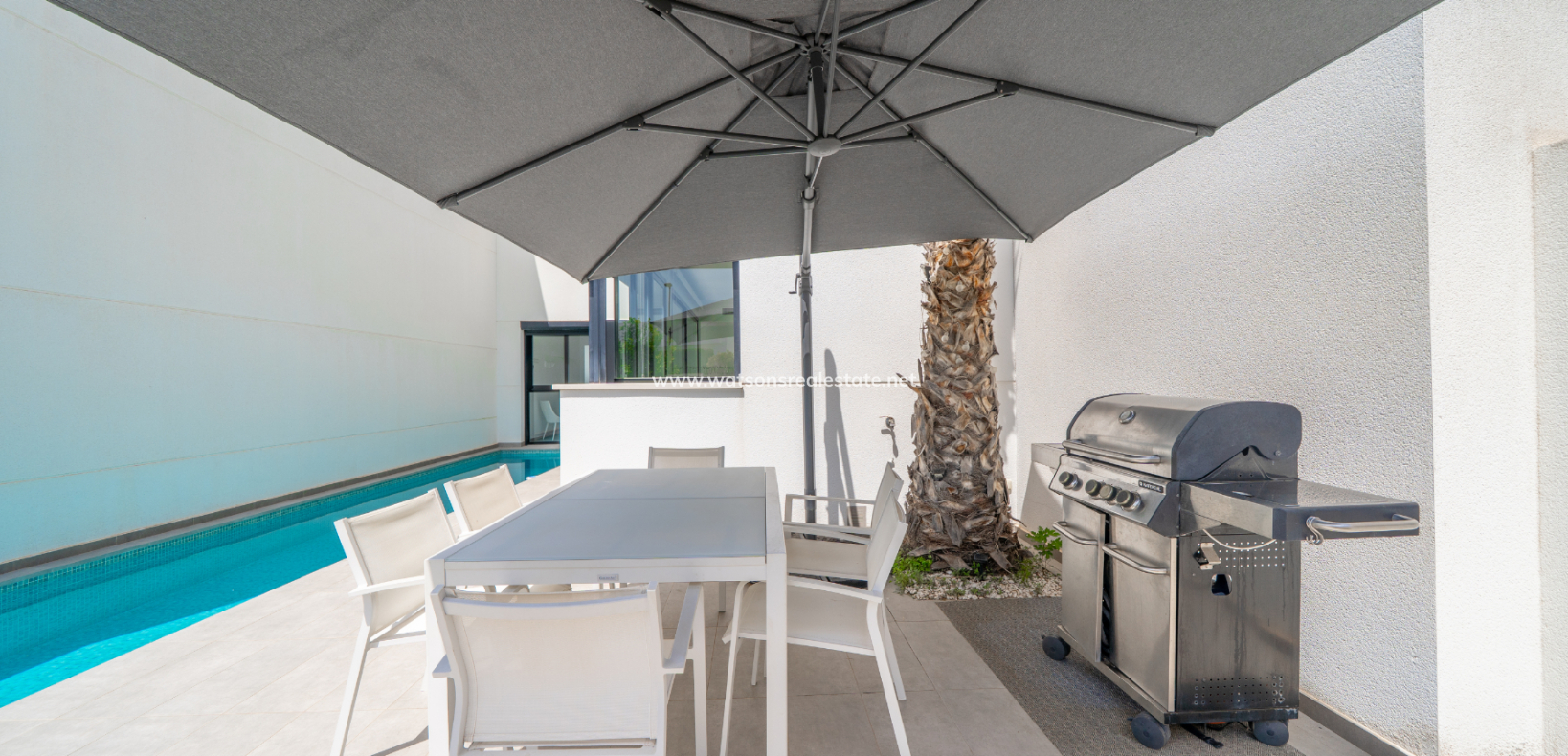 Revente - Maison Individuelle - Urb. La Marina