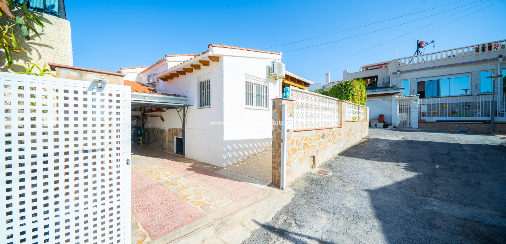 Revente - Maison Individuelle - Urb. La Marina