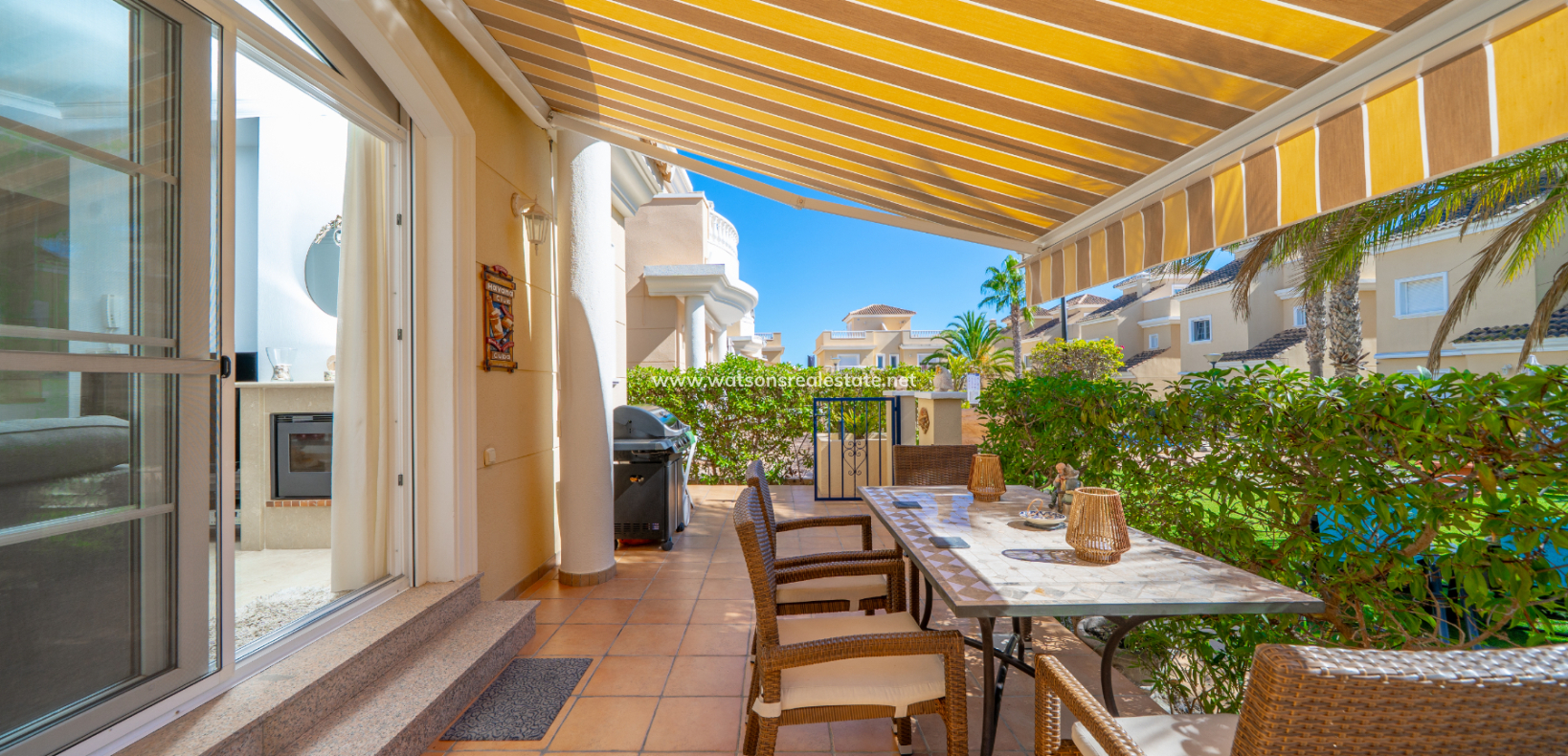 Revente - Maison Individuelle - Urb. La Marina