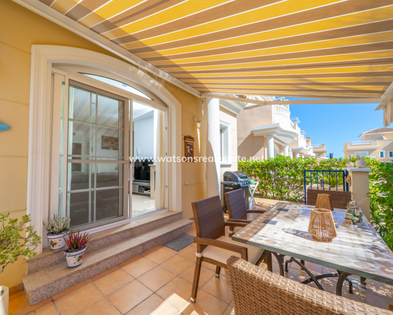 Revente - Maison Individuelle - Urb. La Marina