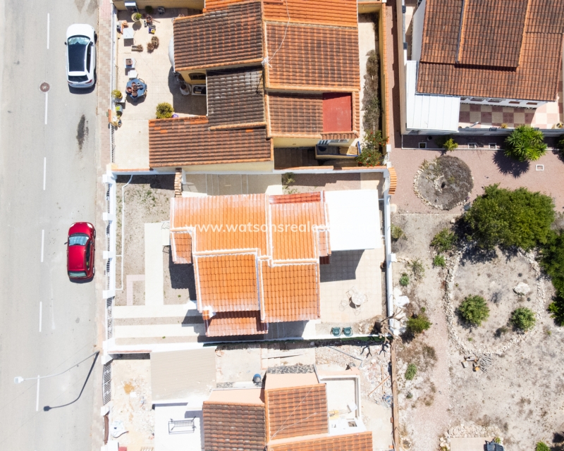 Revente - Maison Individuelle - Urb. La Marina