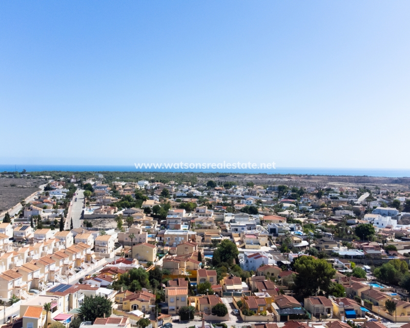 Revente - Maison Individuelle - Urb. La Marina