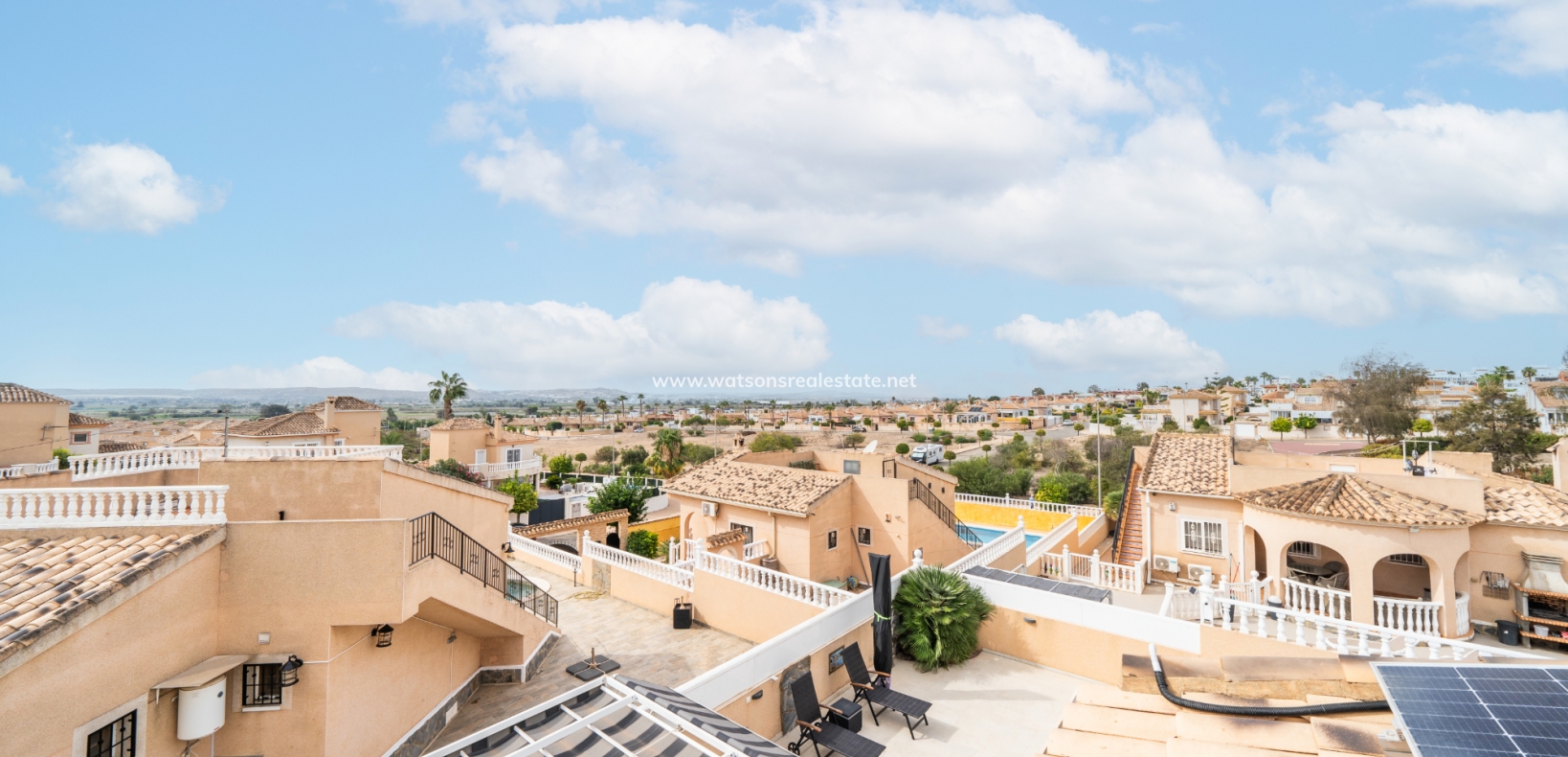 Revente - Maison Individuelle - Urb. La Marina