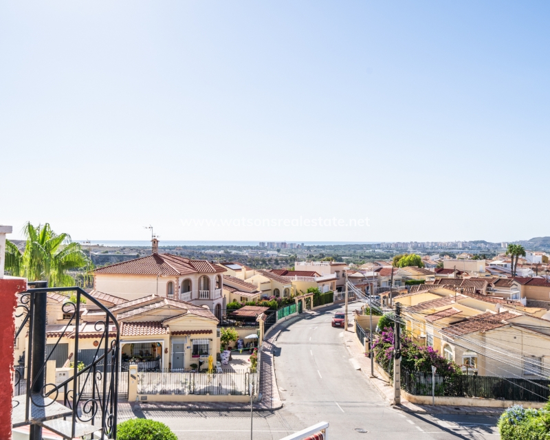 Revente - Maison - Urb. La Marina