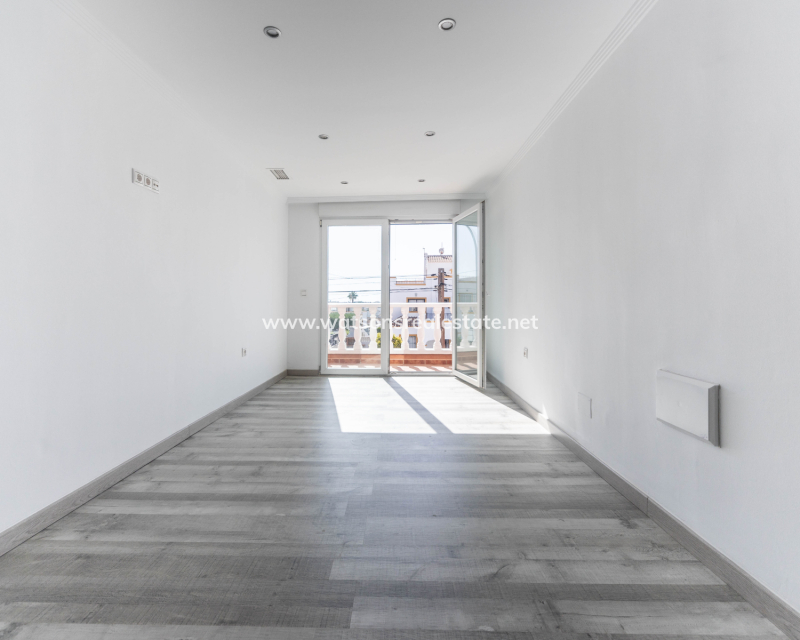 Revente - Maison - Urb. La Marina