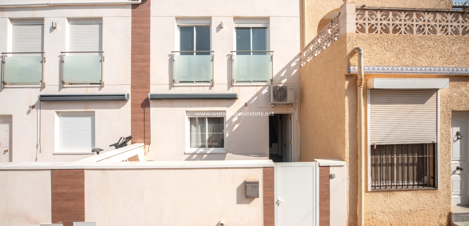 Revente - Maison - Urb. La Marina