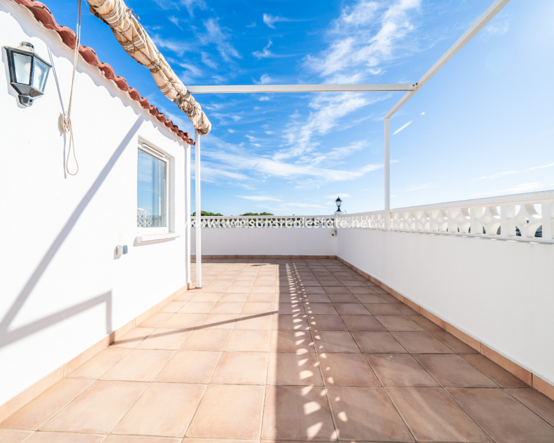 Revente - Maison - Urb. La Marina