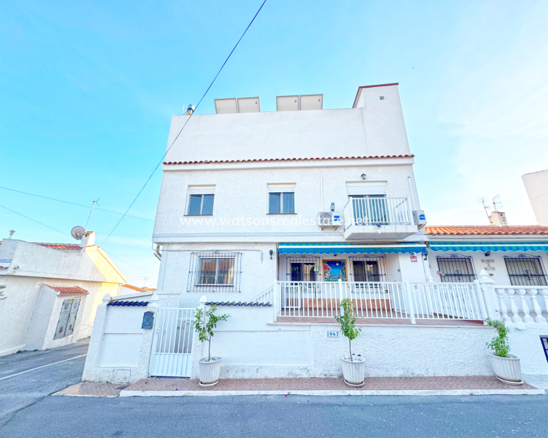 Revente - Maison - Urb. La Marina