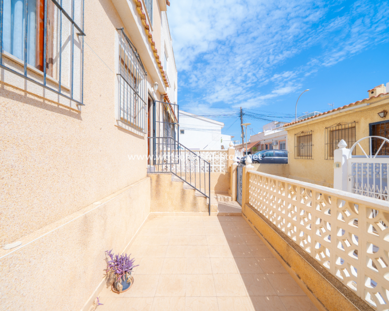 Revente - Maison - Urb. La Marina