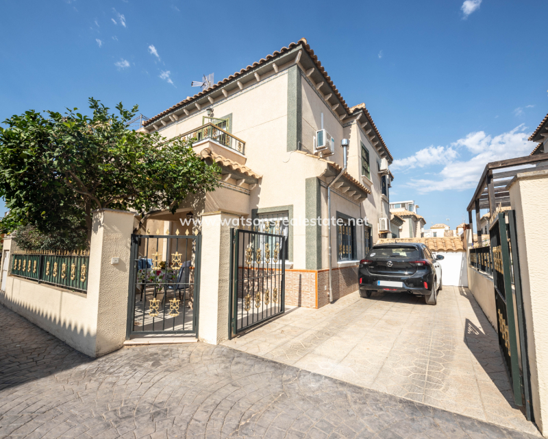 Revente - Quad - Urb. El Oasis - La Marina