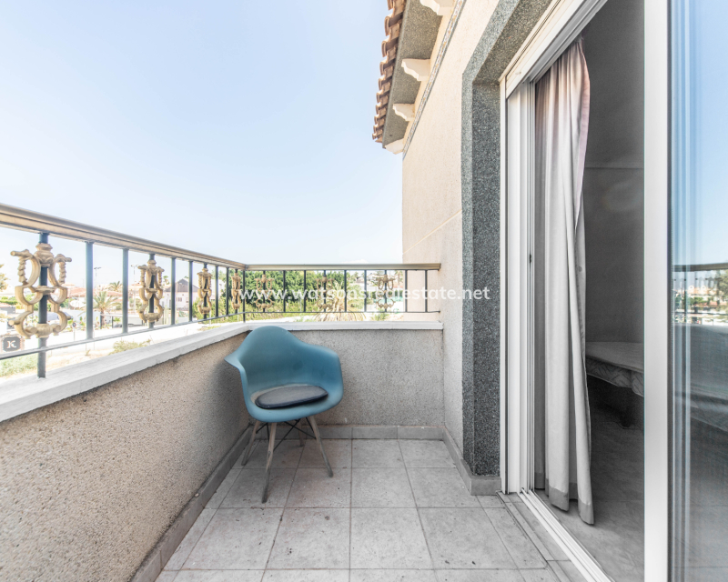 Revente - Quad - Urb. El Oasis - La Marina